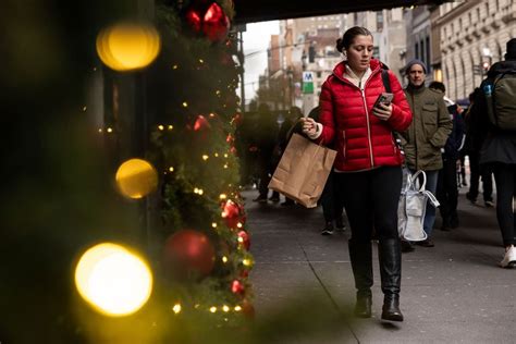 Retail sales up 0.3% in November, showing how Americans continue to spend